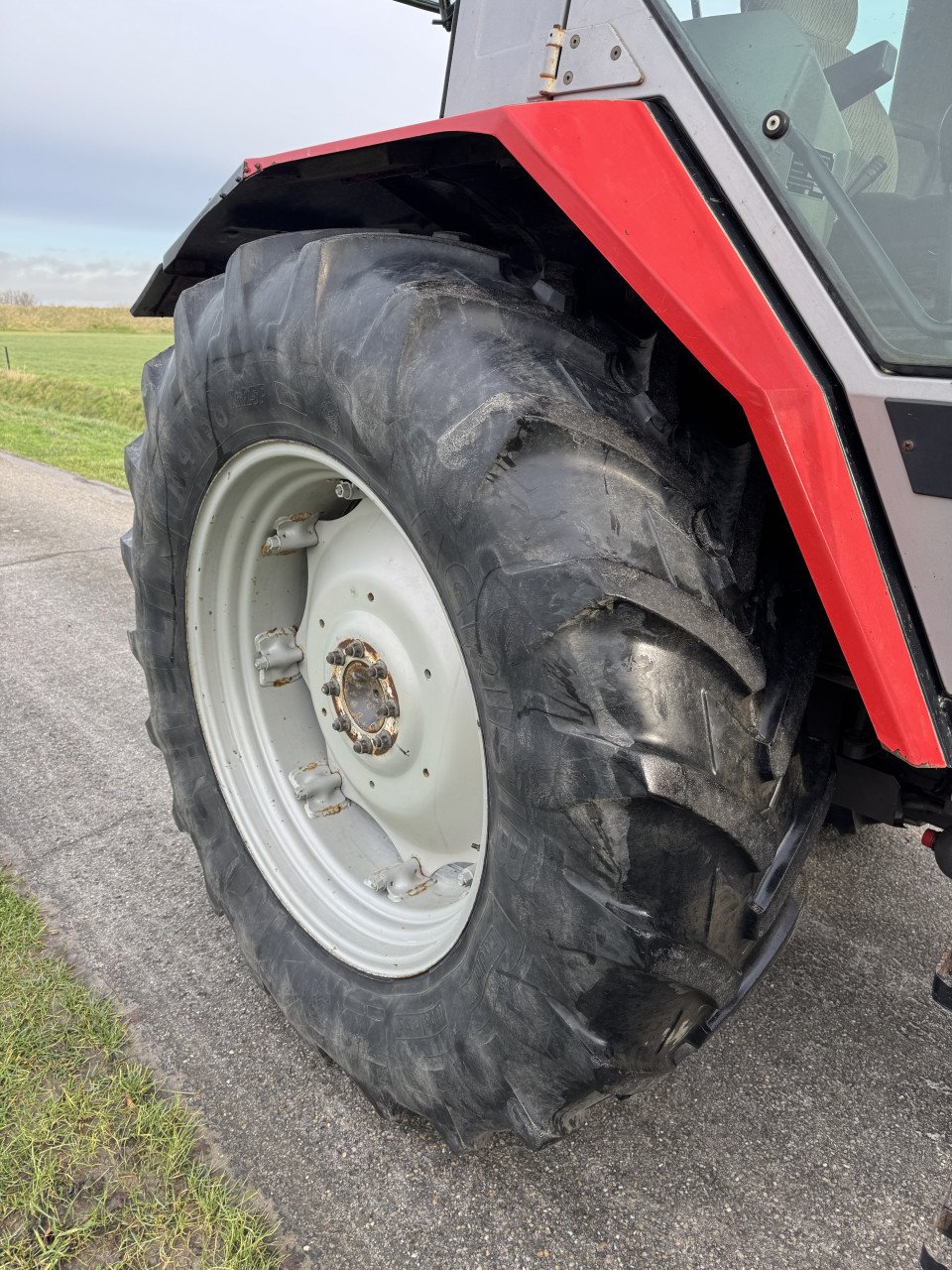 Massey Ferguson 3085