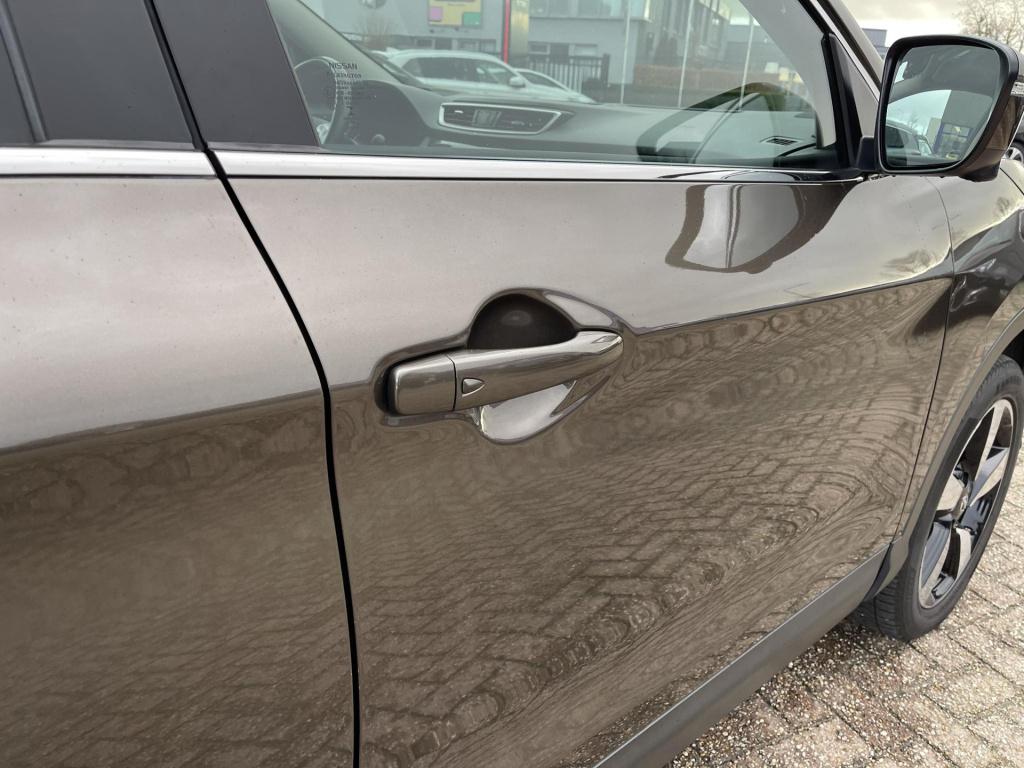 Nissan Qashqai 1.2 n-connecta | navigatie | 360° camera | stoelverwarming |