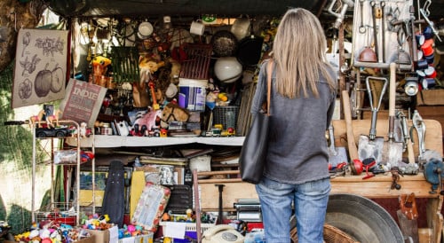 Complete inboedel garage sale Zaterdag 6 September Wemeldinge