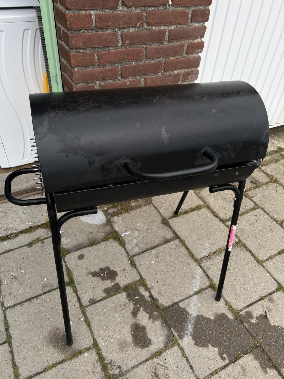 BBQ/Houtskoolbarbecue  Zwart nieuwprijs €99,-