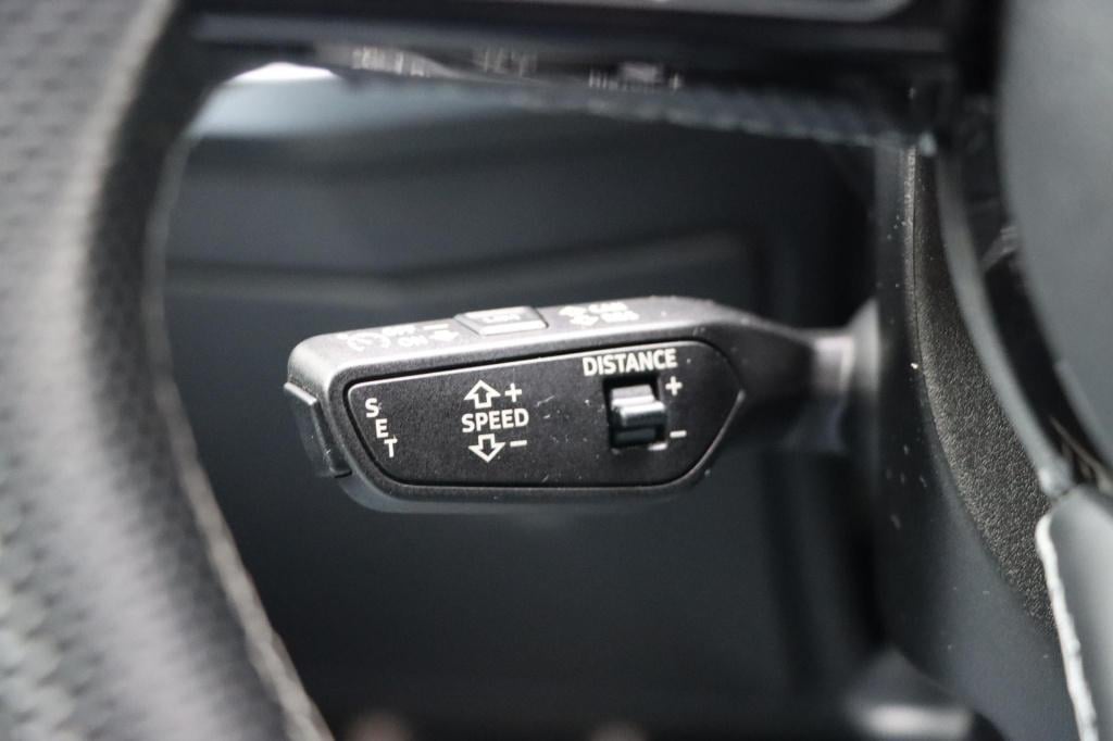 Audi A3 sportback 40 tfsi e s edition 204pk s-tronic