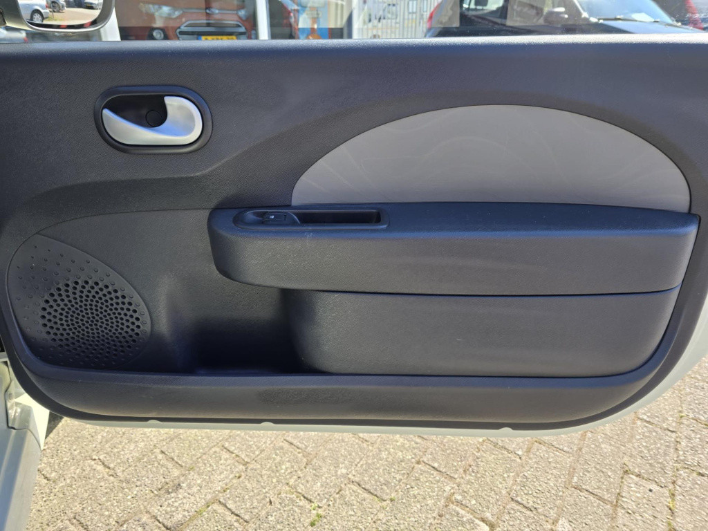 Renault Twingo 1.2-16v authentique
