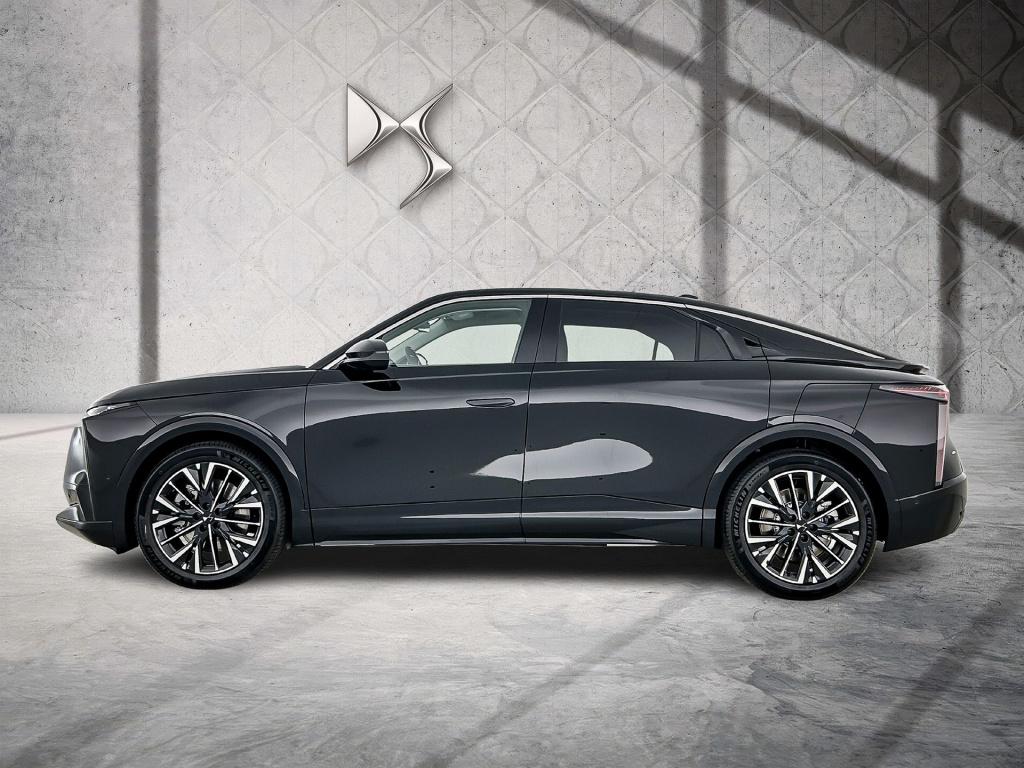 Ds Onbekend no 8 pallas black edition | pack tech |