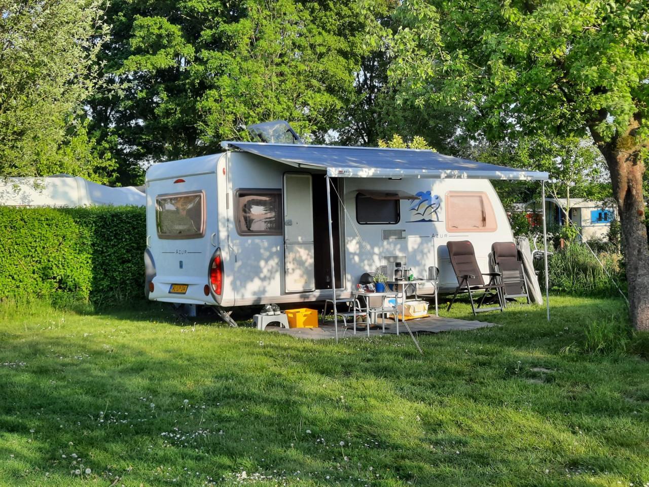 Zeer complete caravan Knaus Azur