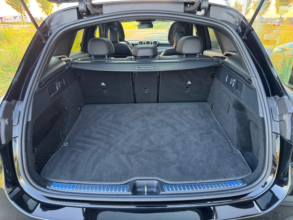 Mercedes-Benz Glc 200 4matic amg line automaat , elektrische trekhaak panor