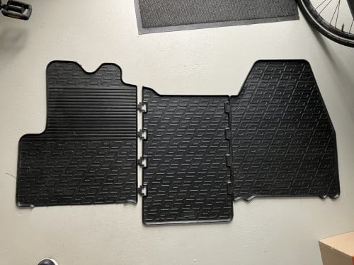 Rubber vloermatten voor de cabine van een Citroen Jumper