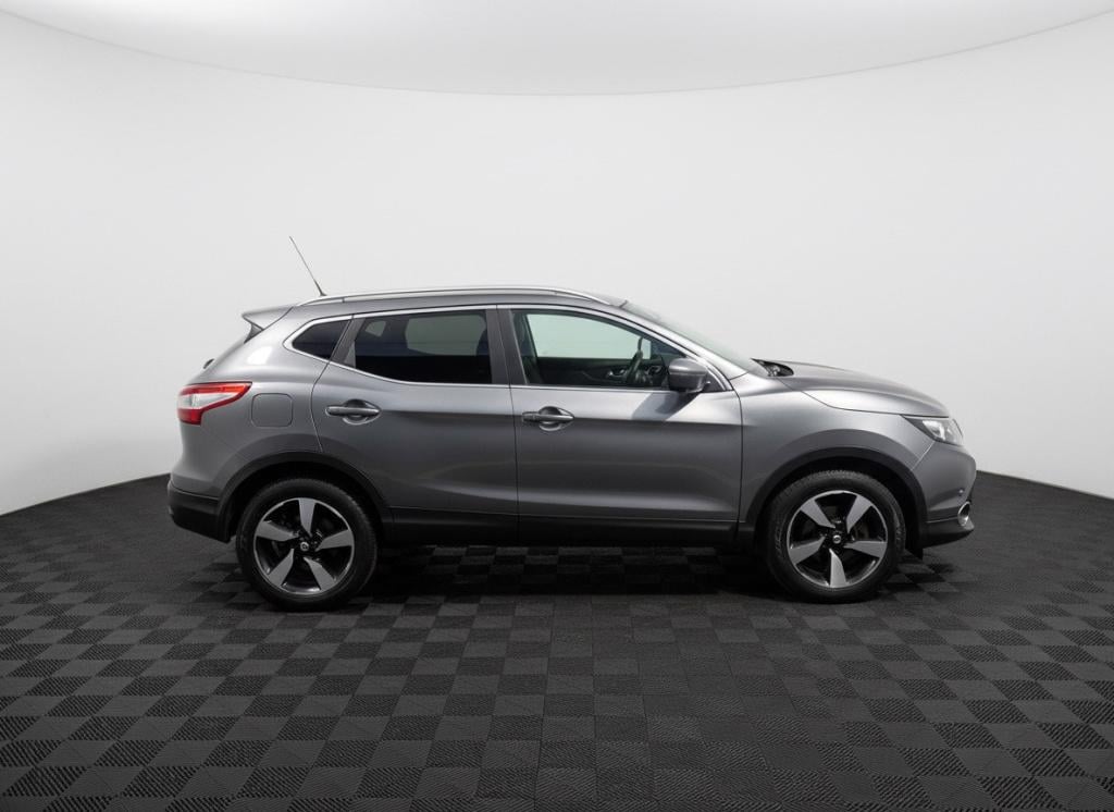 Nissan Qashqai 1.2 connect edition