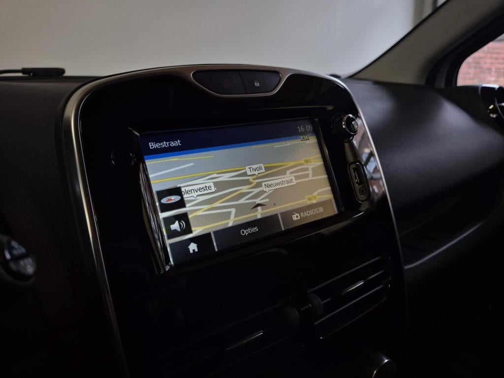 Renault Clio 0.9 tce dynamique / origineel nl / airco / cruisecontrol / par