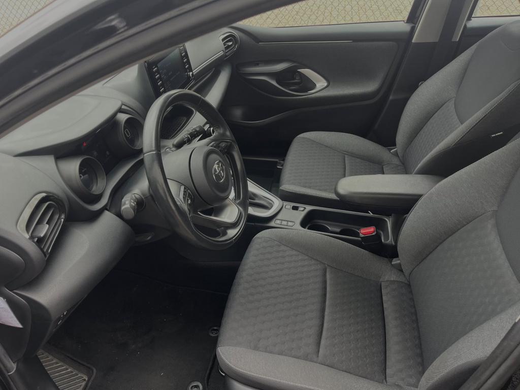 Toyota Yaris 1.5 hybrid dynamic | orig. nl | 1e eig. | btw