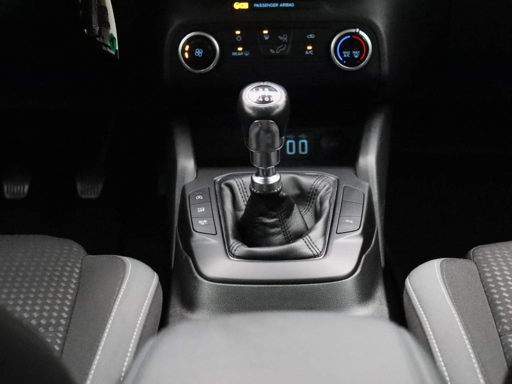 Ford Focus wagon 1.0 ecoboost hybrid trend edition business | navigatie | a