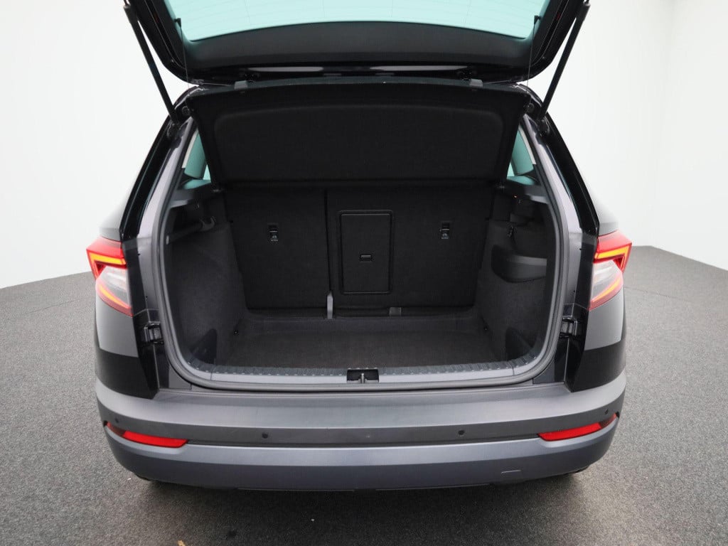 Skoda Karoq 1.0 tsi business edition | navigatie | apple carplay / android 