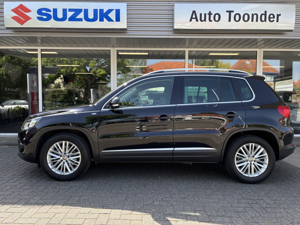 Volkswagen Tiguan 1.4 tsi sport&style/trekhaak 1800kg