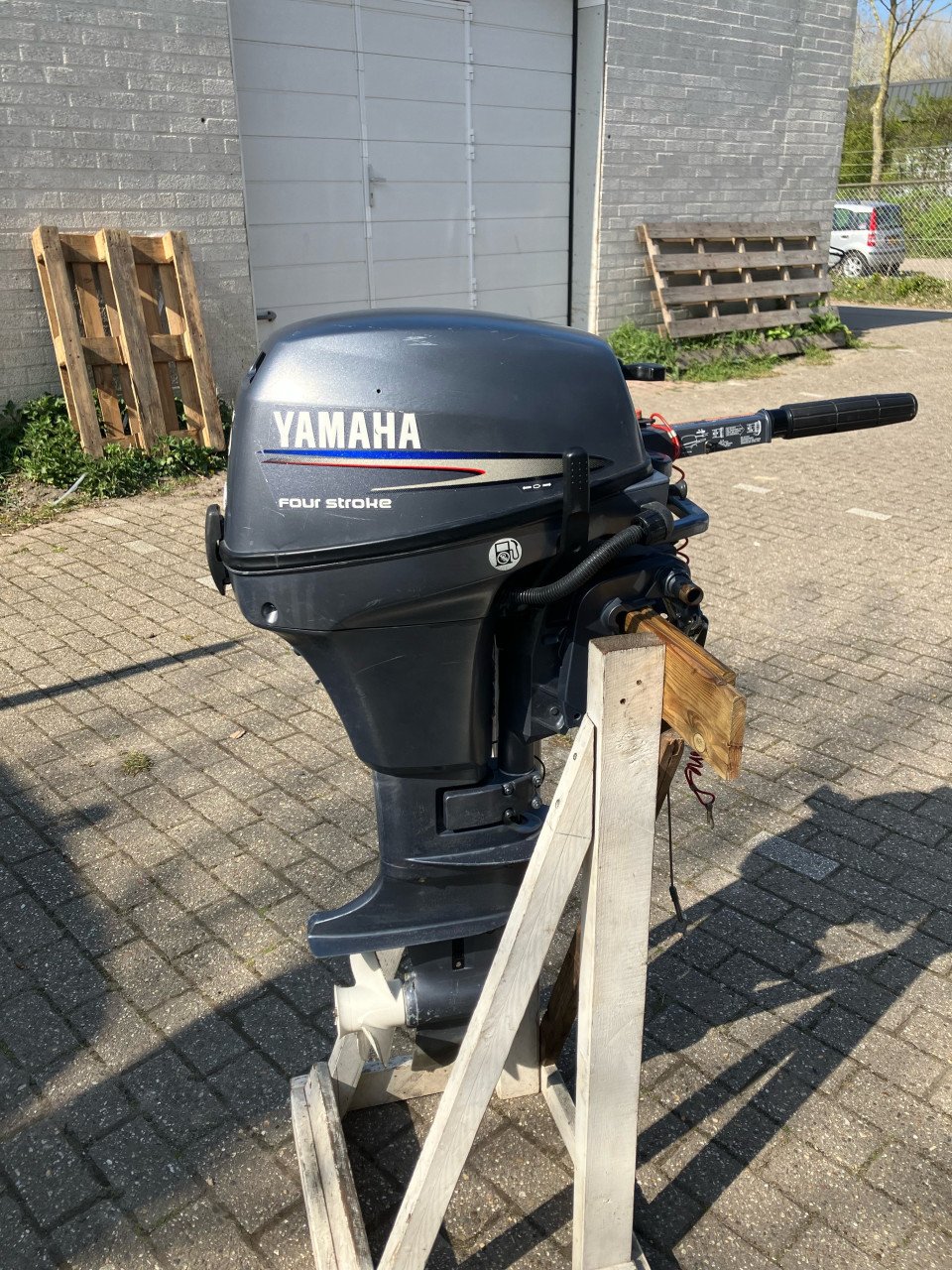 Valiant d300 rib met 8 pk yamaha