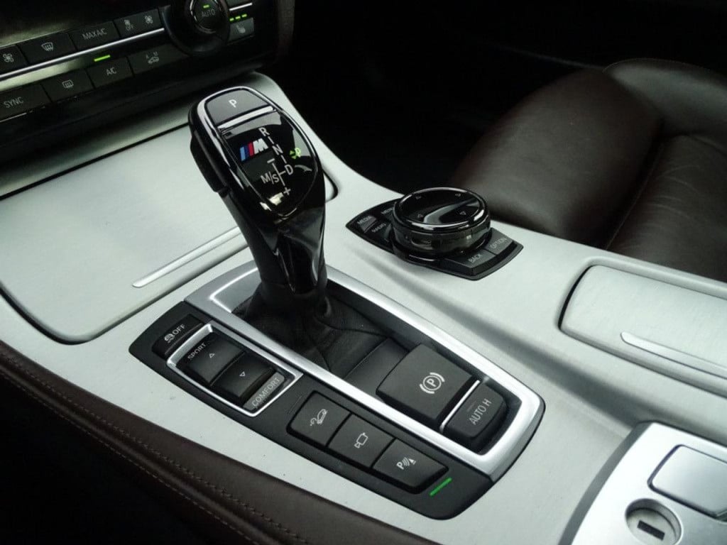 BMW 5 Serie m550xd b&o | hud | aapt. led | pano | 20"