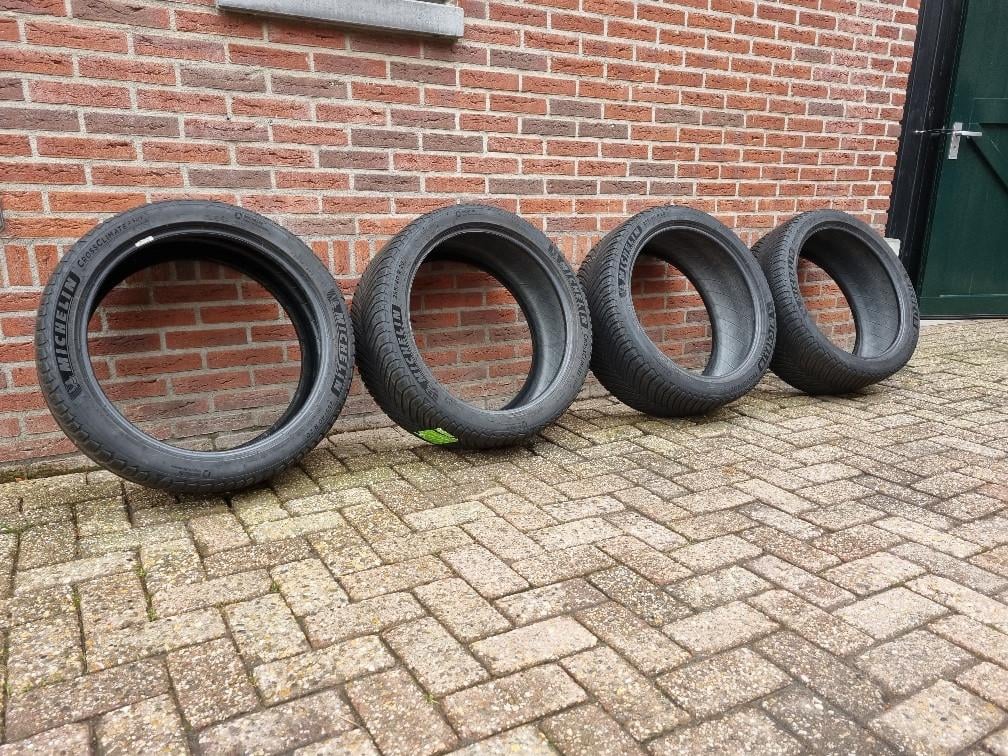 Michelin CrossClimate 2 SUV (VOL) 255/40 R20 101H.