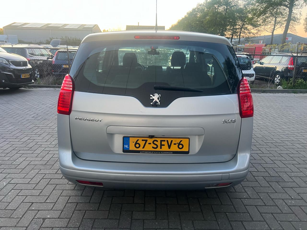 Peugeot 5008 1.6VTI Blue Lease 7 zitter