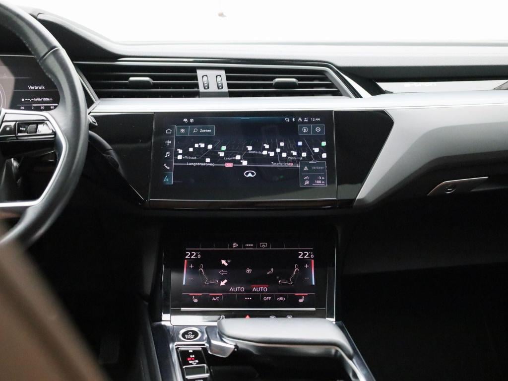 Audi E-tron 55 quattro business edition plus 95 kwh | automaat | leder | ap
