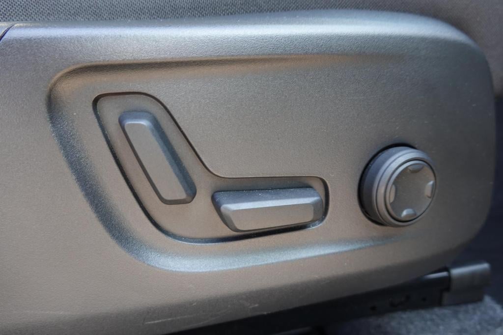 Volvo XC40 1.5 t5 recharge business pro