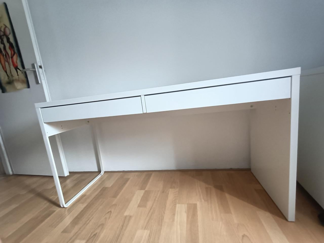 Bureau IKEA MICKE plus ladeblok IKEA MICKE