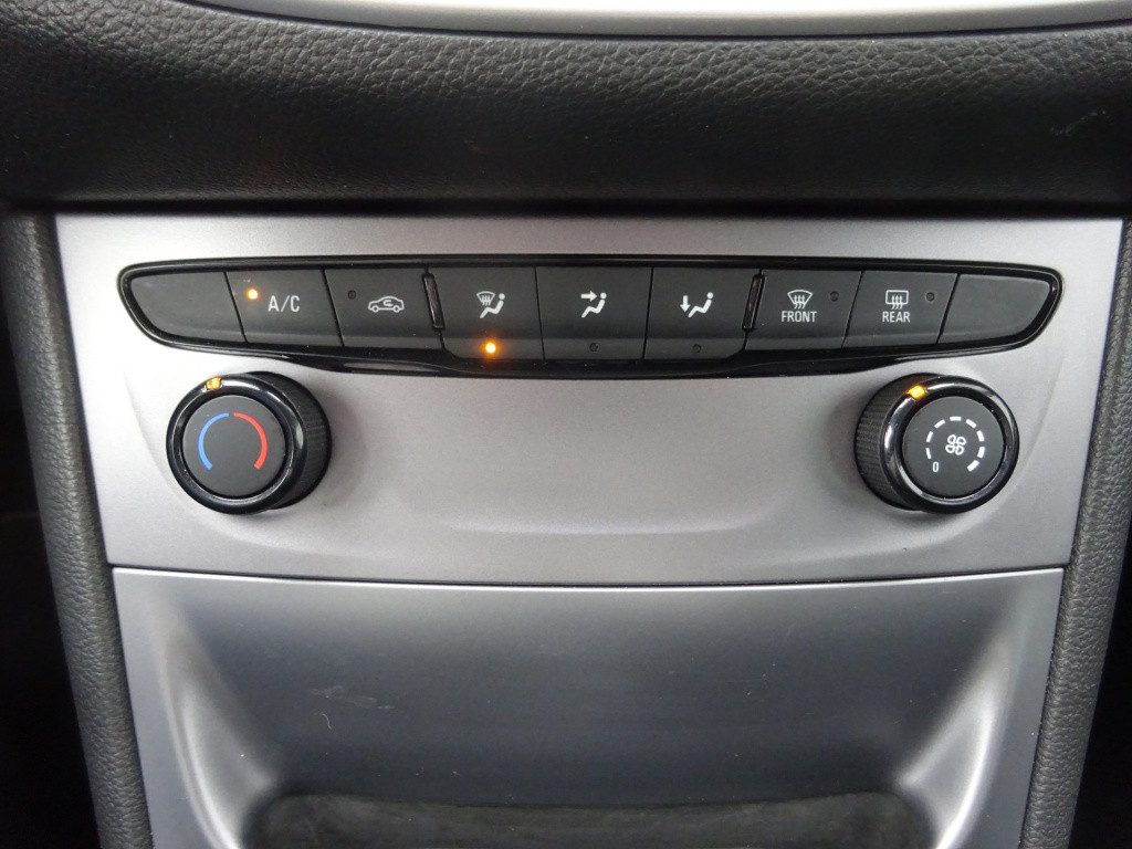 Opel Astra 1.0 online edition navi / trekhaak / led / airco