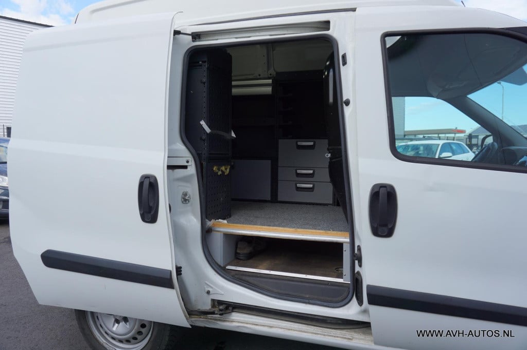 Opel Combo 1.6 cdti l1h2 edition, hoog dak!