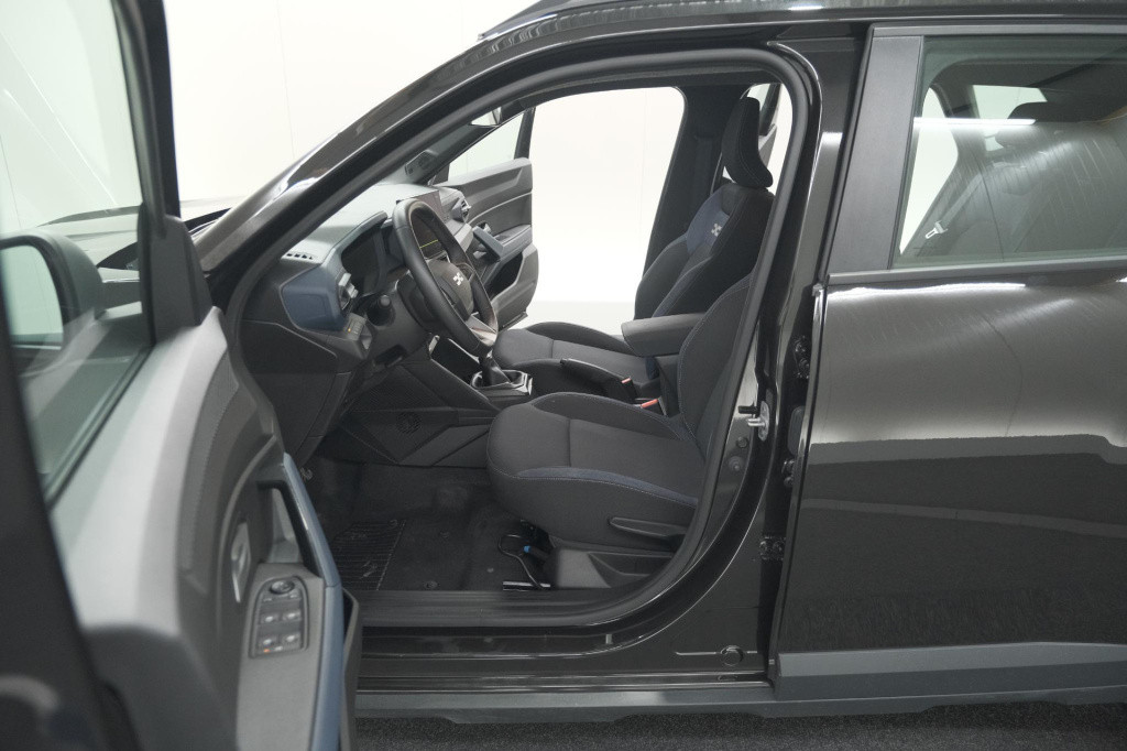 Dacia Duster mild hybrid 130 expression | camera | stoelverwarming | apple 