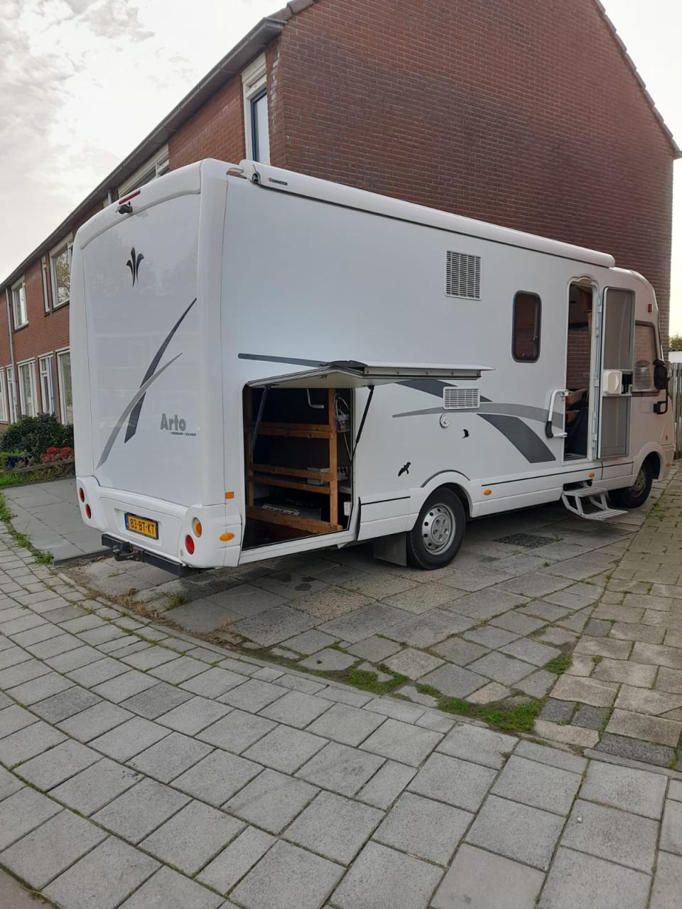 Niesmann Bischoff volintergraal Camper Type: Arto 69G