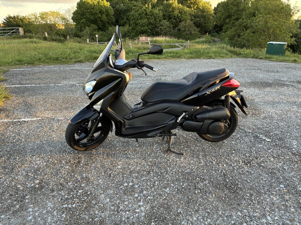 Yamaha X-max 250R Motorscooter met lage KM-stand