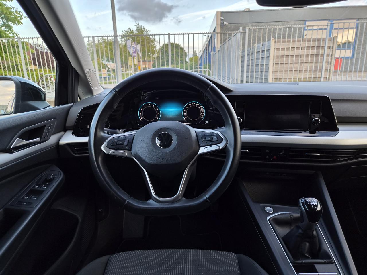 VW Golf 8 | Luxe Style uitvoering | stoel-stuurverw+trekhaak