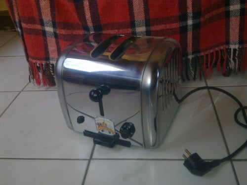 Chromen retro broodrooster