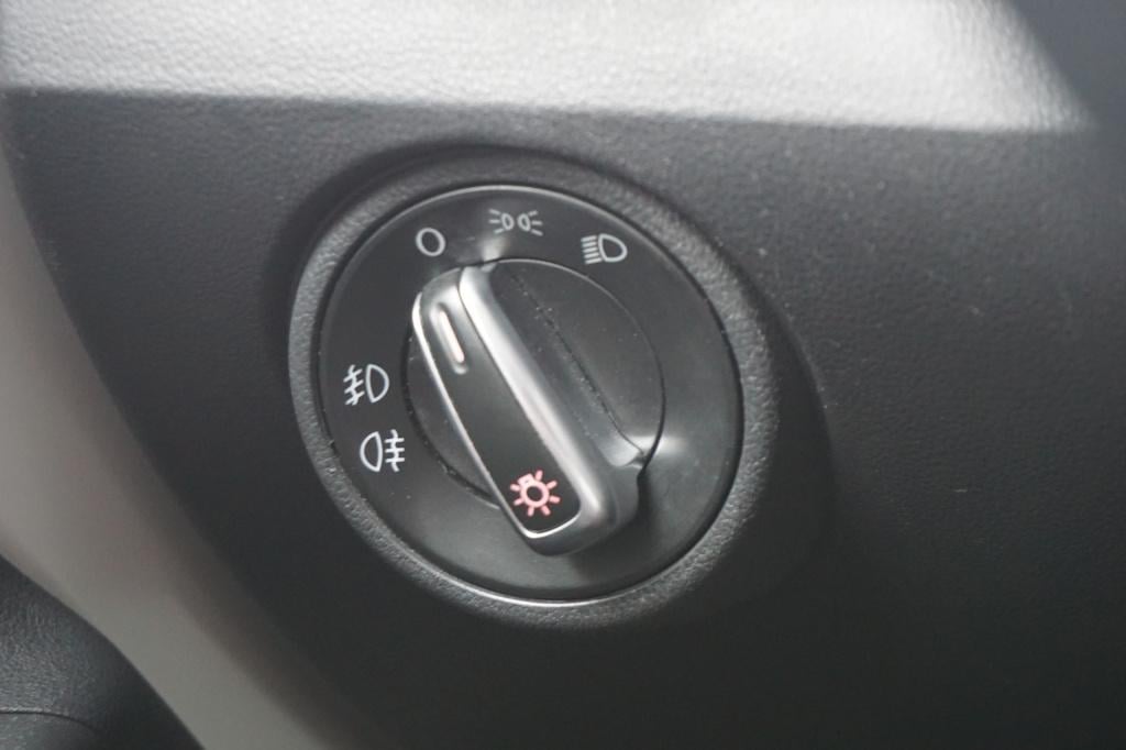 Volkswagen UP! 1.0 high up! bluemotion airco / navi / cruise / elektr. rame