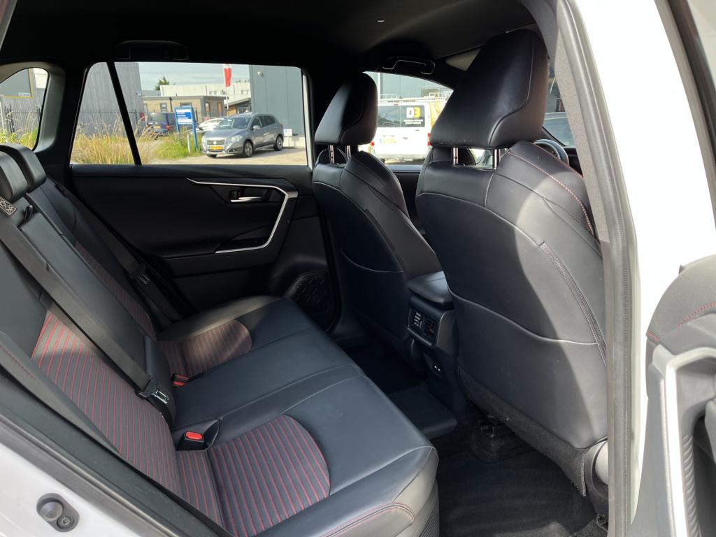 Toyota Rav4 2.5 plug-in hybrid awd style | carplay | stoel/stuurverw. | cam