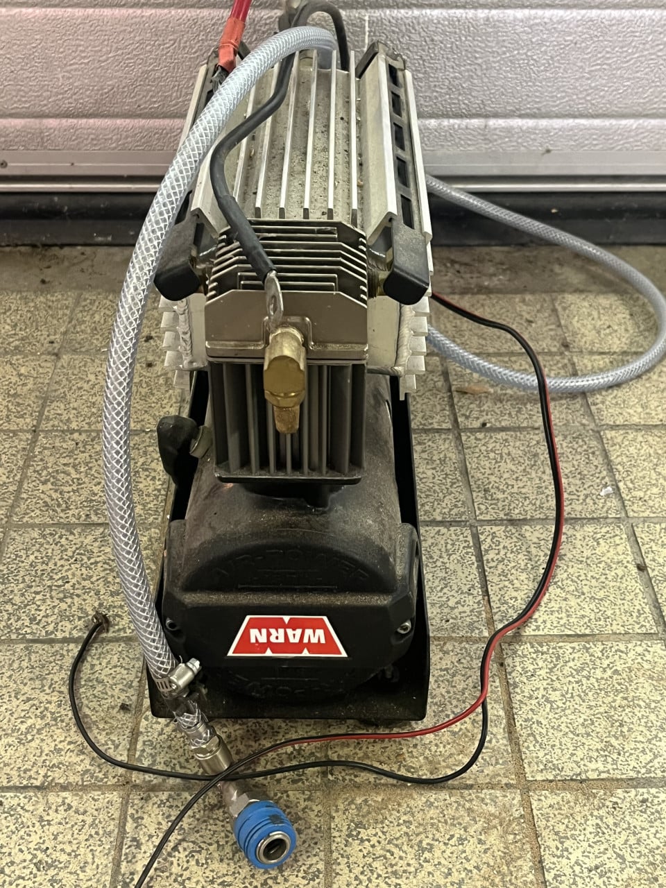 TEAB Compacte compressor op 12 v