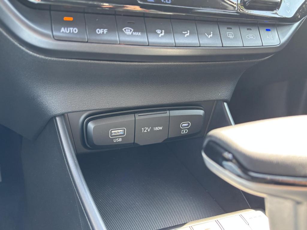 Hyundai I 20 1.0 t-gdi premium automaat incl. trekhaak, meest luxe uitvoeri