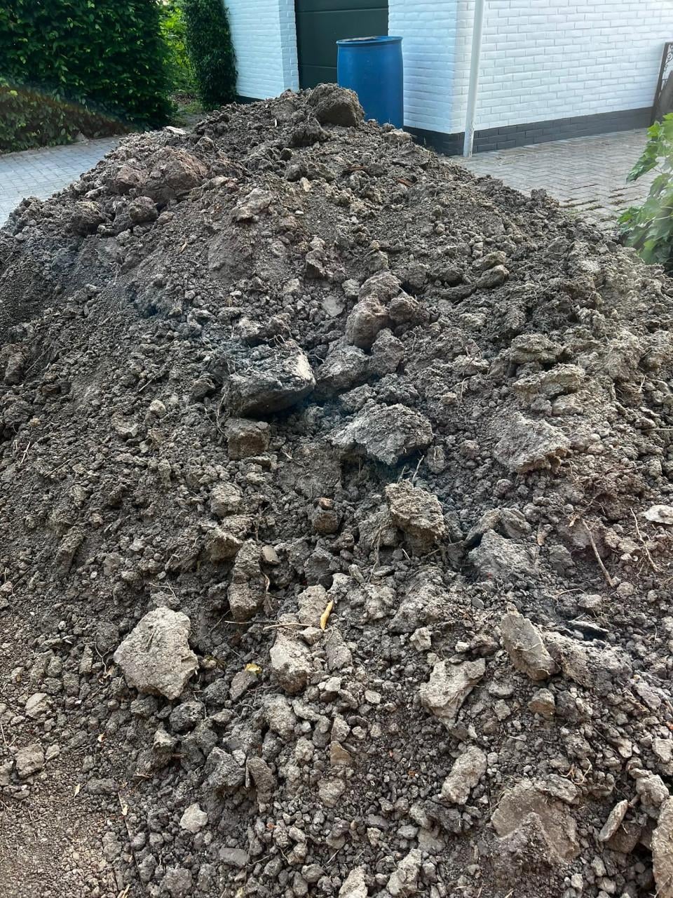 Ruilen: 4 m3 (kuub) schone grond (tuinaarde)