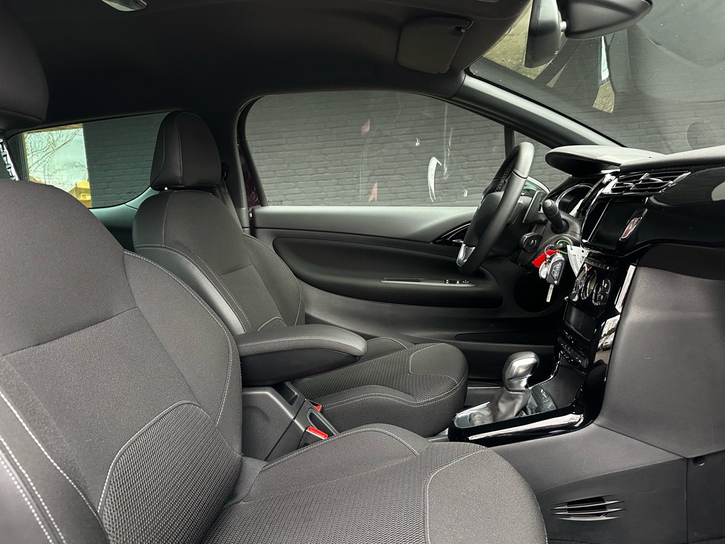 Ds Ds 3 1.2 puretech so chic // automaat //