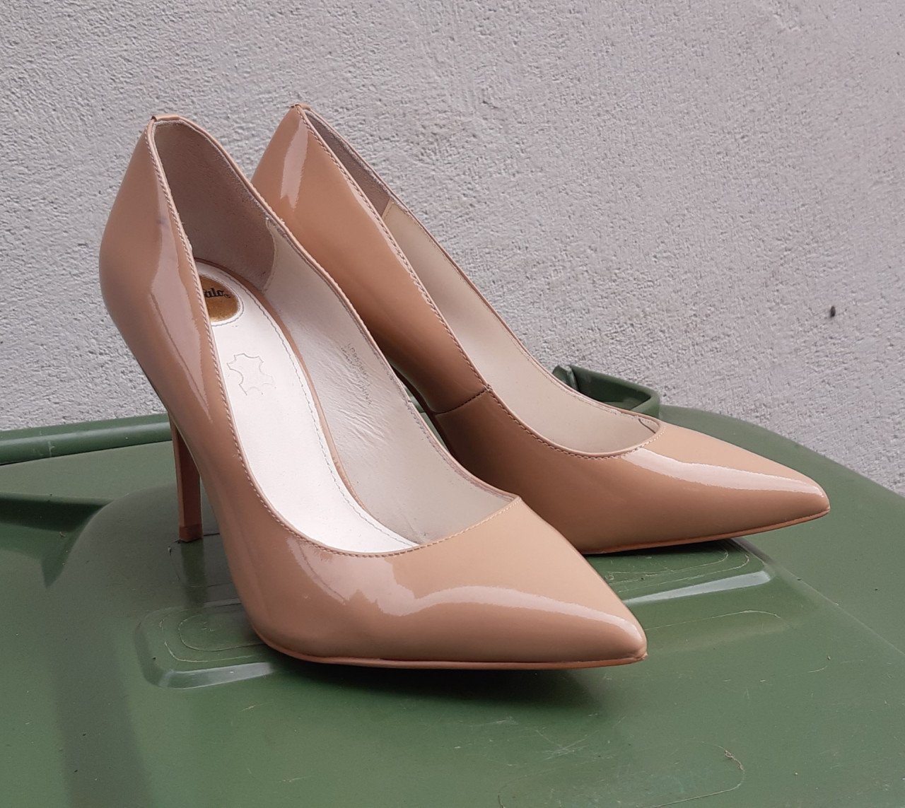 Buffalo Pumps, maat 38
