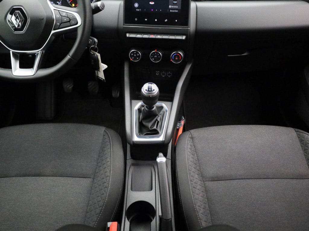 Renault Clio 1.0 tce zen | lage km stand! | navigatie | apple carplay / and