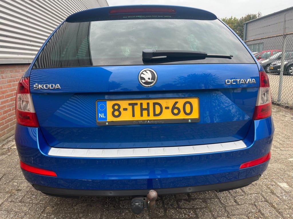 Skoda Octavia combi 1.2 tsi greentech elegance businessline | orig nl. | de