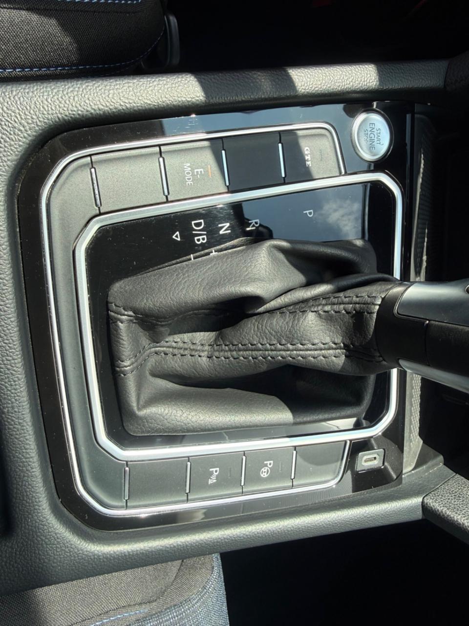 Volkswagen Passat variant 1.4 tsi phev gte business