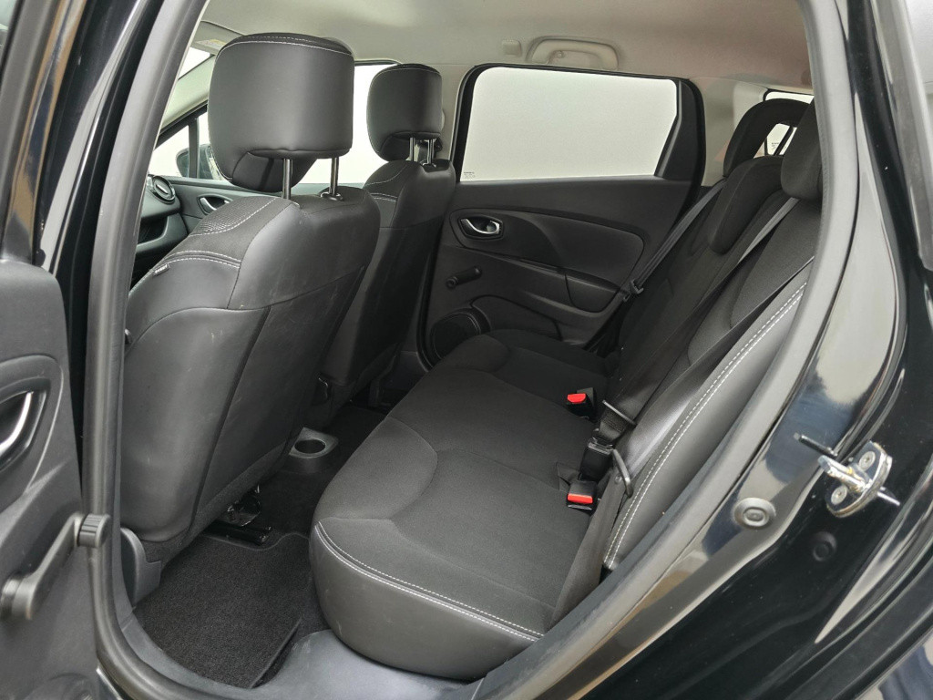 Renault Clio estate occasion automaat 1.2 met trekhaak en met cruisecontrol