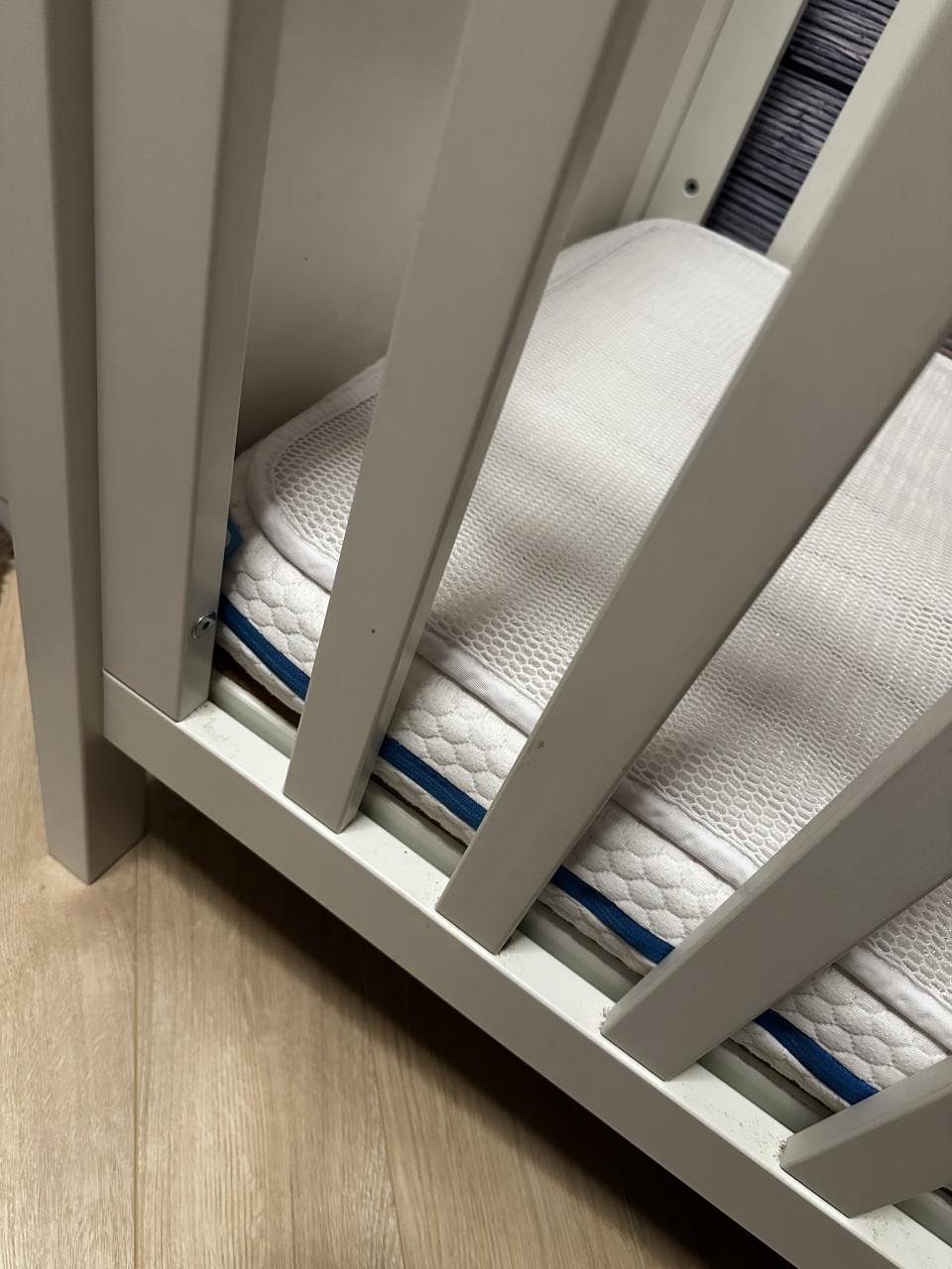 Kidsmill ledikantje/baby bedje 60 x 120