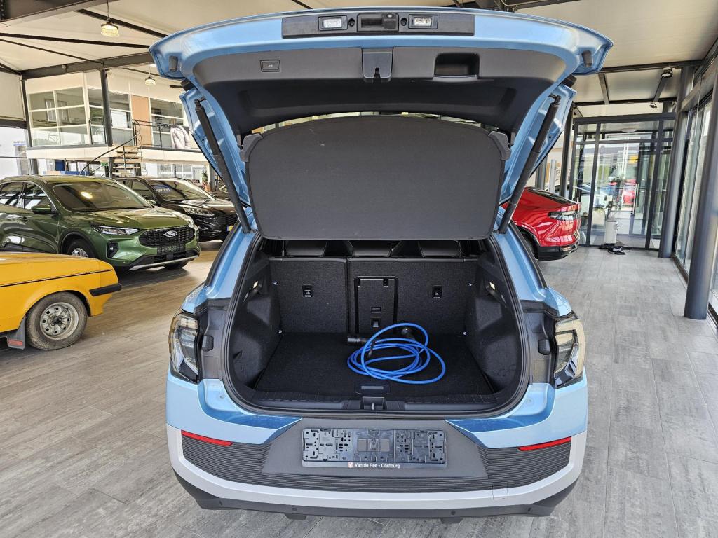 Ford Explorer rwd extended range 77kwh