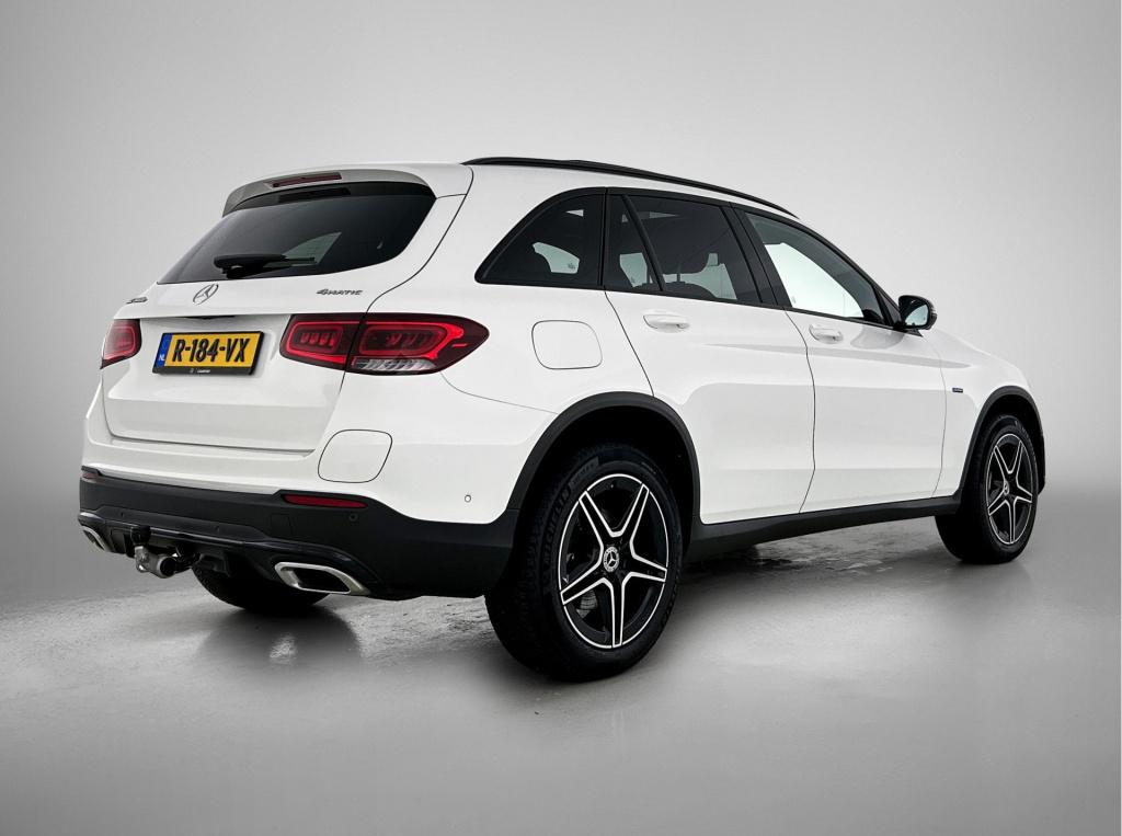 Mercedes-Benz Glc 300 e 4matic plug-in hybride | trekhaak | panoramadak | s