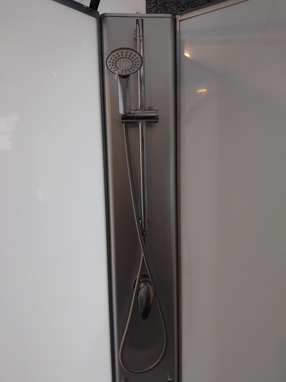 Tijdelijke douche cabine