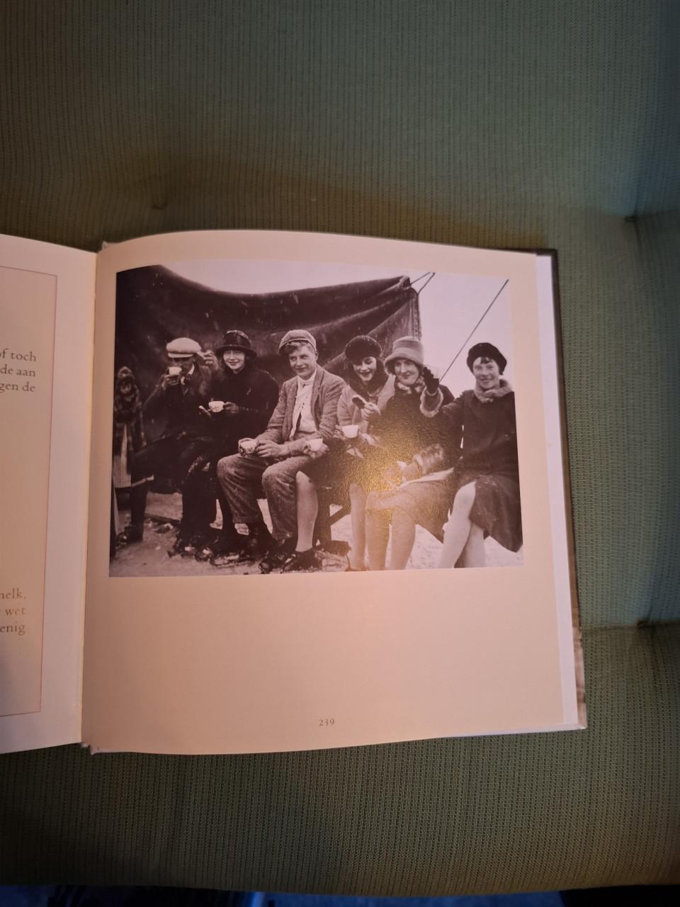 Cha, cha, cha, wat zullen we eten? / vergeten eten? Door L. Kruyff