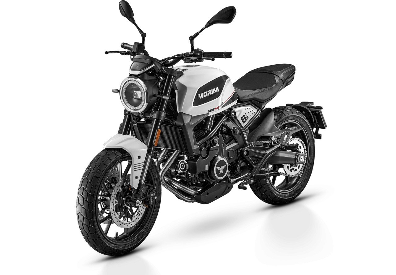 Moto Morini Seiemmezzo STR 650 nu €6999,- all in!