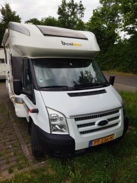 Camper