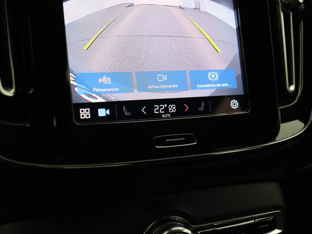 Volvo XC40 recharge core | navigatie | climate control | camera | led verli