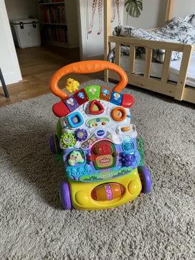 Te koop: vtag loopwagentje